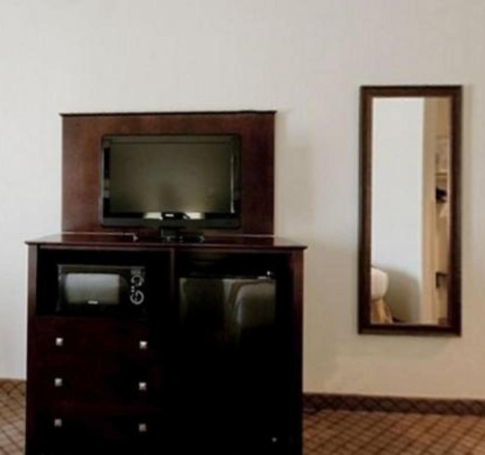 Holiday Inn Express Childress By Ihg Εξωτερικό φωτογραφία